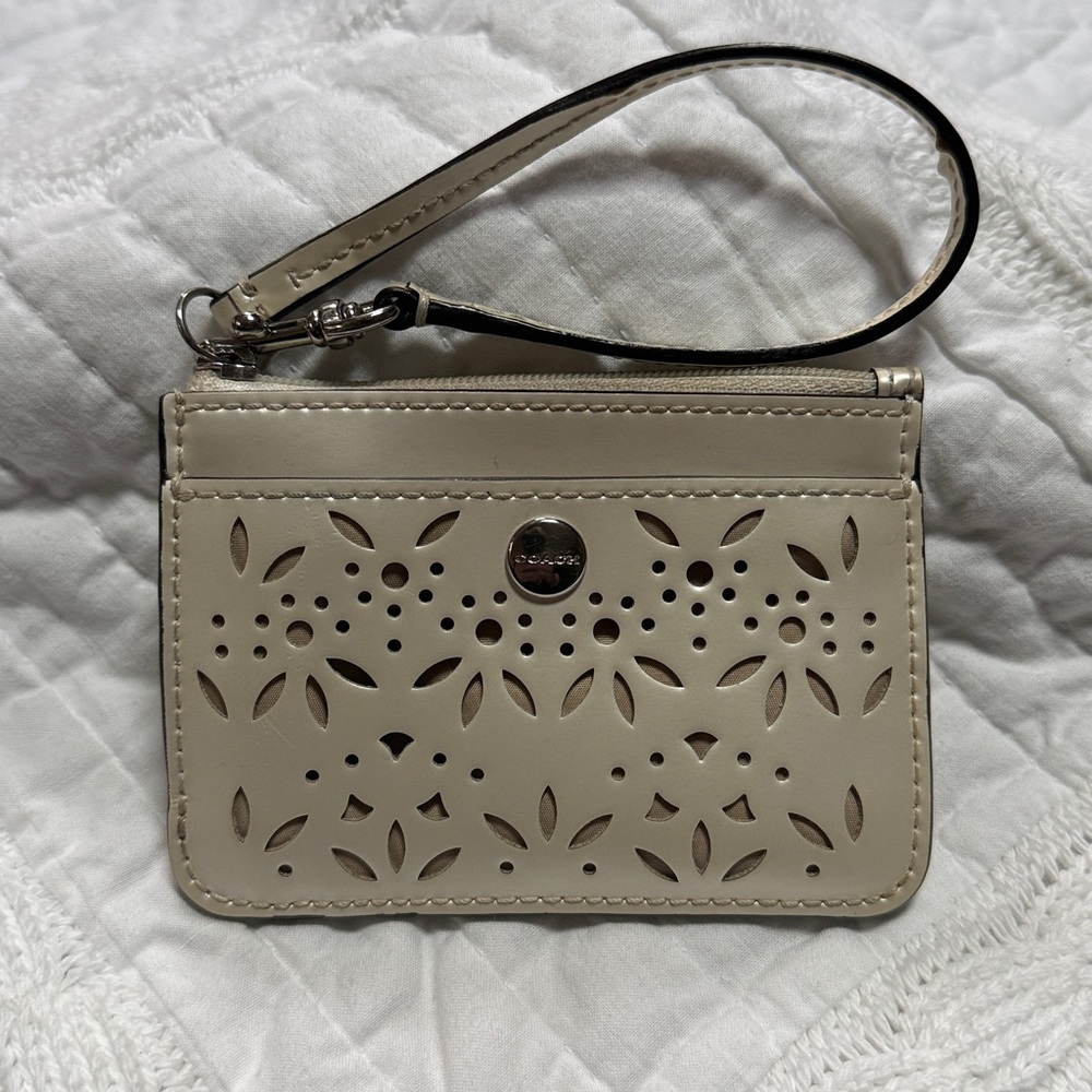 Coach Metro Eyelet Skinny ID Coin Case